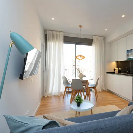 Image 8 - Carrer de Provença, 309-315, 08001 Barcelona, Spain - Apartment for rent
