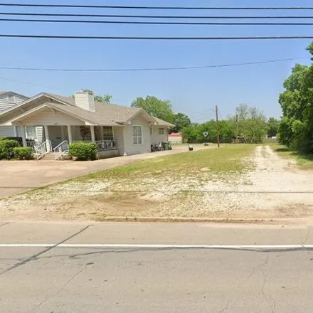 Image 3 - 407 West Main Street, Whitesboro, TX 76273, USA - House for sale