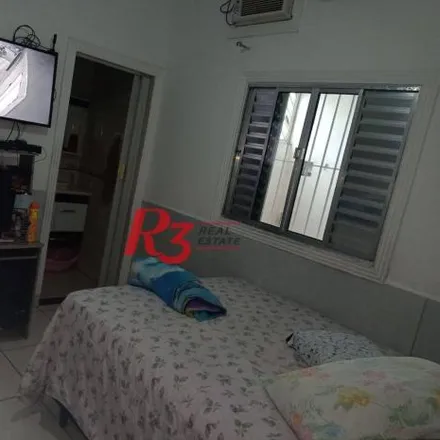 Buy this 3 bed house on Rua Pio XII in Esplanada dos Barreiros, São Vicente - SP
