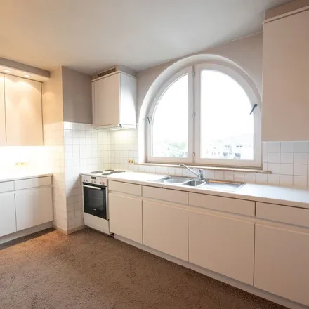 Rent this 3 bed apartment on Westerlaan 3 in 8790 Waregem, Belgium