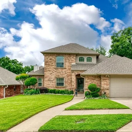 Buy this 3 bed house on 3072 Lake Oak Drive in Arlington, TX 76017