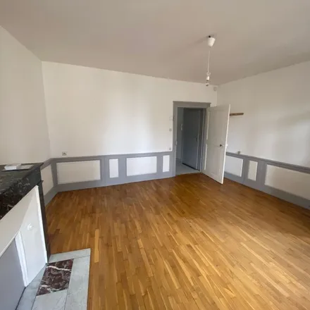 Image 3 - 21 bis Rue Belle-Isle, 57000 Metz, France - Apartment for rent