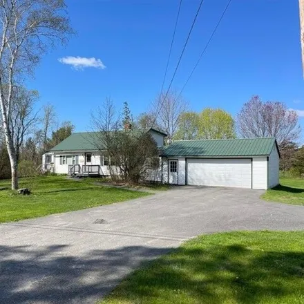 Buy this 3 bed house on 177 Railroad Avenue in Dexter, Penobscot County