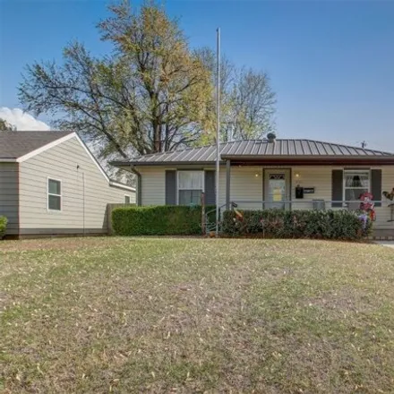 Buy this 3 bed house on 1166 East Cavanaugh Street in El Reno, OK 73036