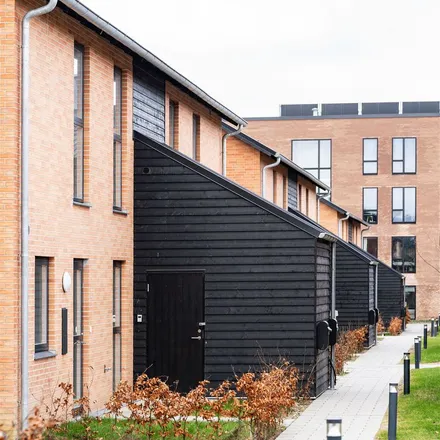 Rent this 3 bed apartment on Skjeberg Alle 122 in 2630 Taastrup, Denmark