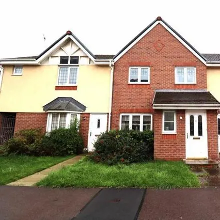 Image 1 - Berkeley Close, Whitecross, Warrington, WA5 0EP, United Kingdom - Townhouse for sale