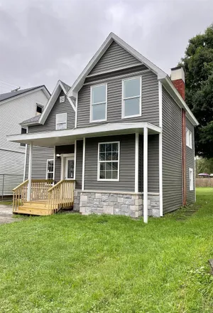Buy this 3 bed house on 307 West 3rd Street in Ligonier, Noble County