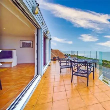Image 4 - 49 Southbourne Overcliff Drive, Bournemouth, Christchurch and Poole, BH6 3PJ, United Kingdom - House for sale