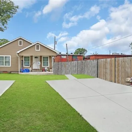 Buy this 5 bed house on 1156 Palestine Street in South Houston, TX 77587
