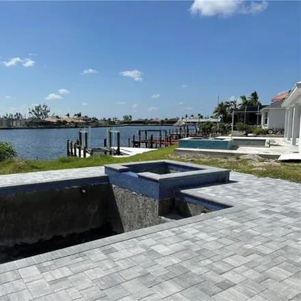 Image 5 - 3974 Southwest 2nd Street, Cape Coral, FL 33991, USA - House for sale