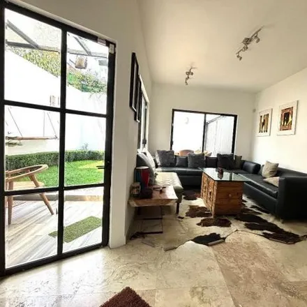 Buy this 5 bed house on Desayunos Abigail in Antiguo Camino a San Pedro Mártir, Tlalpan