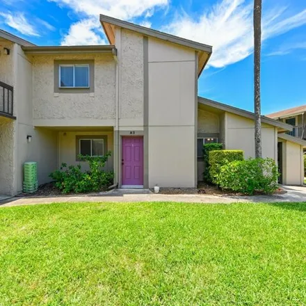 Buy this 3 bed condo on 6340 Newtown Circle in Jane Terrace, Hillsborough County