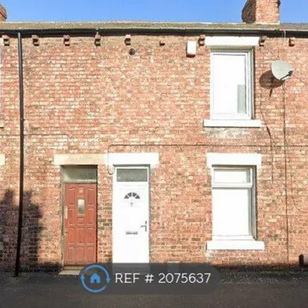 Rent this 2 bed townhouse on 30 Queen Street in Birtley, DH3 1ED
