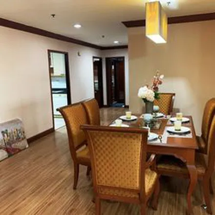 Rent this 3 bed apartment on GP Grande Tower in Soi Sukhumvit 23, Asok