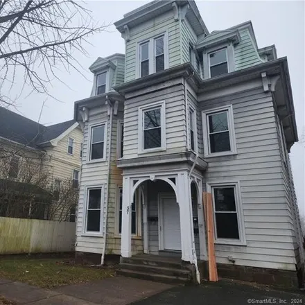 Rent this 3 bed house on 37 Park Place in Middletown, CT 06457