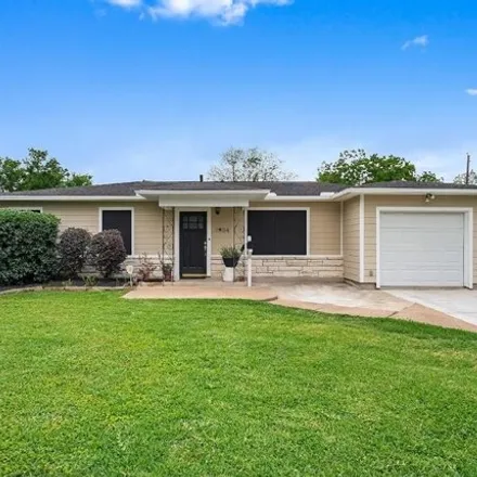 Buy this 3 bed house on 1954 San Jacinto Drive in Pasadena, TX 77502
