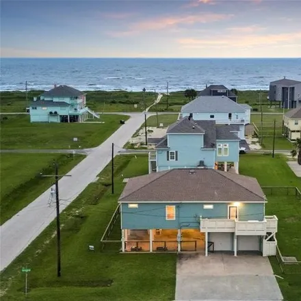 Buy this 3 bed house on 204 Galveston in Crystal Beach, Texas