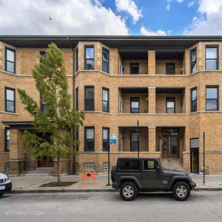 Buy this 2 bed duplex on 541 West Briar Place in Chicago, IL 60657