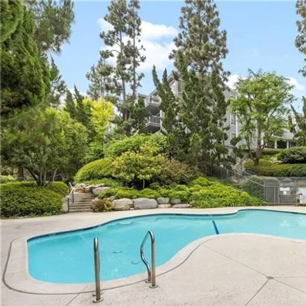 Buy this 3 bed condo on 1286 Brett Place in Los Angeles, CA 90732