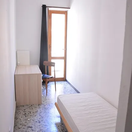 Image 2 - Pola (ang. via Mameli), Via Pola, 09123 Cagliari Casteddu/Cagliari, Italy - Apartment for rent
