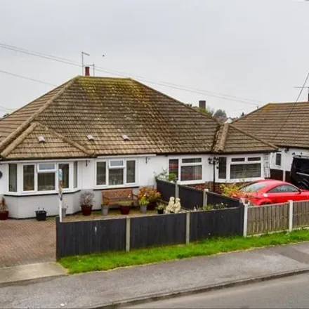 Buy this 2 bed duplex on Colewood Road in Kent, Kent
