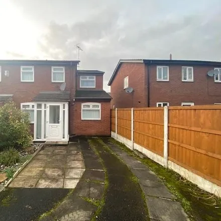 Rent this 3 bed house on 4 Aldford Close in Manchester, M20 6WJ