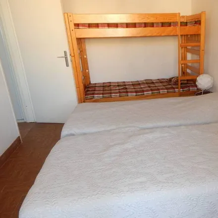 Rent this 2 bed apartment on 83230 Bormes-les-Mimosas