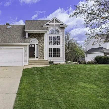 Buy this 4 bed house on 3266 Crystal Valley Court in Holland Charter Township, MI 49424