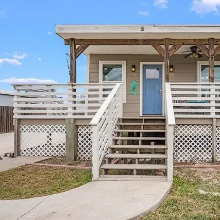 Buy this 2 bed house on 627 South Gulf Street in Port Aransas, TX 78373
