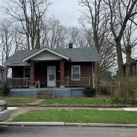 Buy this 2 bed house on 834 16th Avenue in Middletown, OH 45044