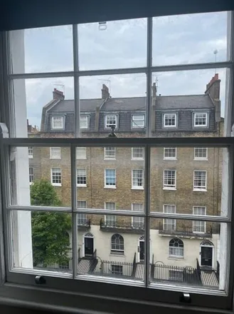 Rent this studio apartment on 152 Gloucester Place in London, NW1 6DX