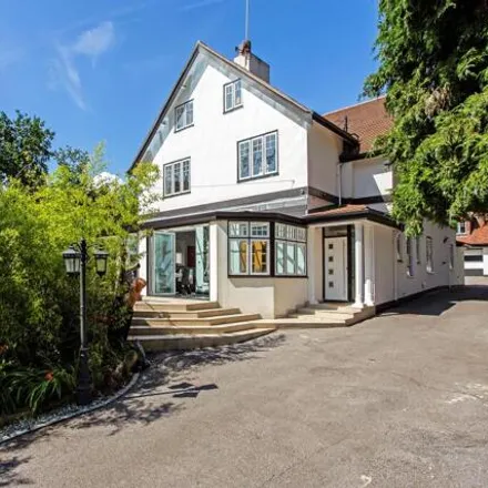 Image 1 - Castle Close, Camberley, GU15 2DT, United Kingdom - House for sale