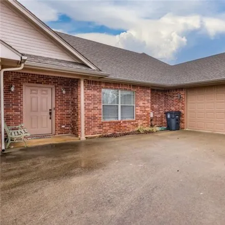 Image 3 - 1525 Ruger Drive, Bryan County, OK 74701, USA - House for sale