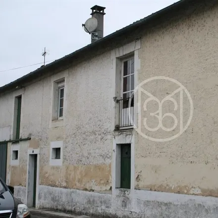 Buy this 8 bed apartment on Voix Communale de Civray à Saint-Saviol in 86400 Civray, France