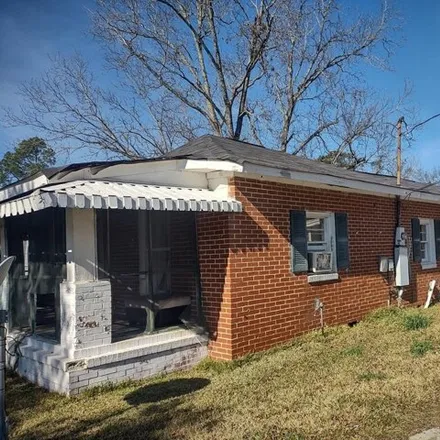 Buy this 3 bed house on 57 North Railroad Street in Jeffersonville, Twiggs County