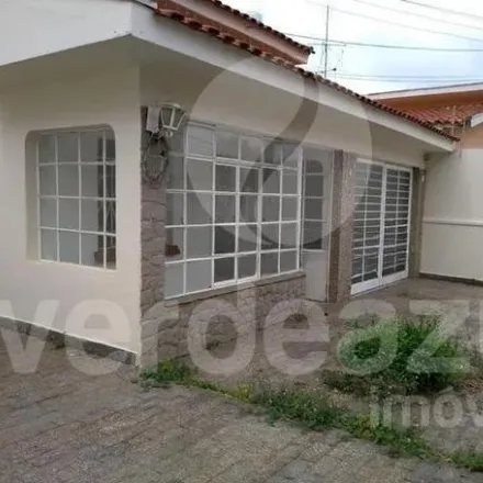 Buy this 3 bed house on Rua Daniel Pedro Muller in Botafogo, Campinas - SP
