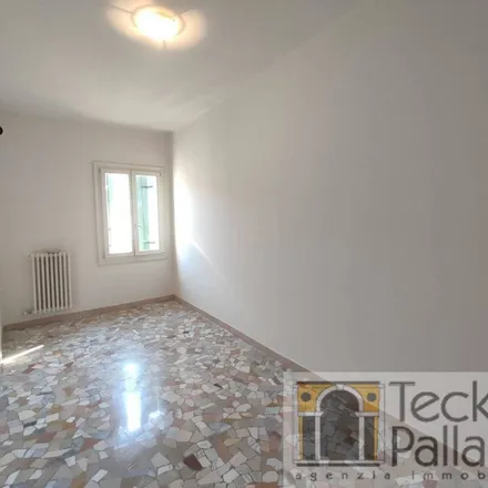Image 4 - Contra' Oratorio dei Proti 6, 36100 Vicenza VI, Italy - Apartment for rent