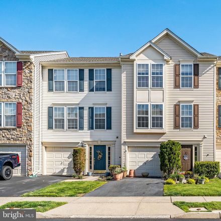 Rent this 3 bed townhouse on 250 Windsor Ct in Quakertown, PA