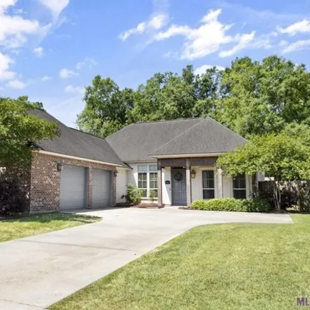 Buy this 3 bed house on 16411 Parker Place Drive in Prairieville, LA 70769