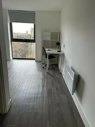 Image 4 - 20-30 Chapel Walk, Cathedral, Sheffield, S1 2PD, United Kingdom - Apartment for rent