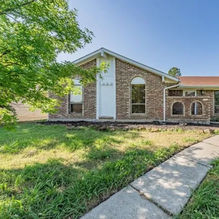 Buy this 4 bed house on 1666 Glenhill Lane in Lewisville, TX 75077