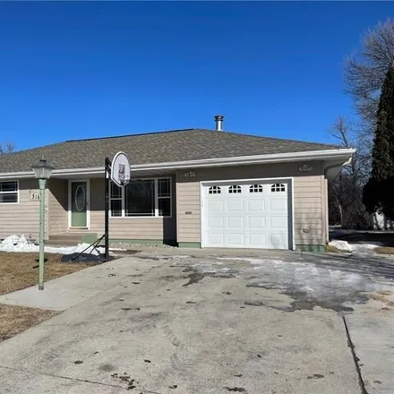 Buy this 3 bed house on 562 Grant Street in Crookston, MN 56716