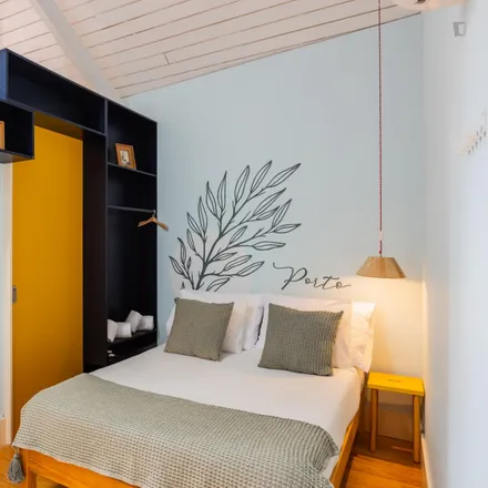 Rent this studio apartment on Rua de Trás in 4050-546 Porto, Portugal