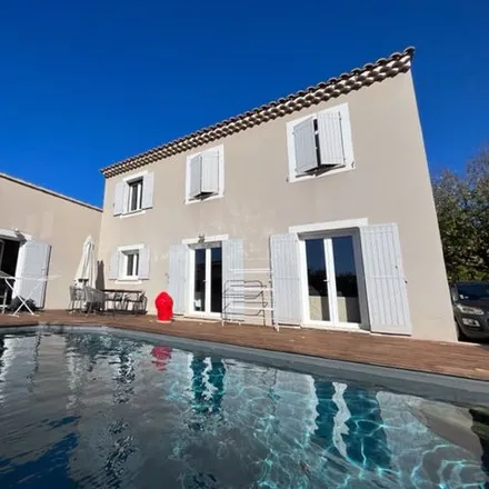 Buy this 3 bed house on 13210 Saint-Rémy-de-Provence