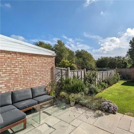 Image 5 - Harrington Road, London, SE25 4NW, United Kingdom - Townhouse for sale