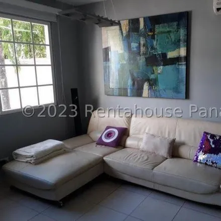 Rent this 4 bed house on unnamed road in Quintas Versalles, Don Bosco