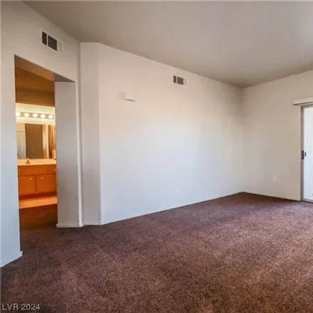 Image 3 - West Alexander Road, North Las Vegas, NV 89032, USA - Condo for rent