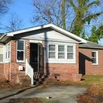 Buy this 4 bed house on 110 Wilson Street in Portsmouth, VA 23701
