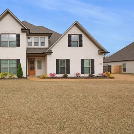 Buy this 4 bed house on 611 Ashport Road in Jackson, TN 38305