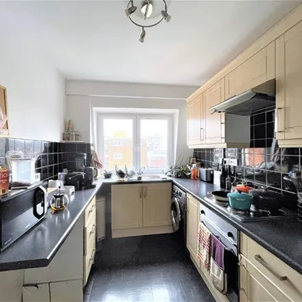 Image 2 - Butler House, Digby Street, London, E2 0RW, United Kingdom - Apartment for rent